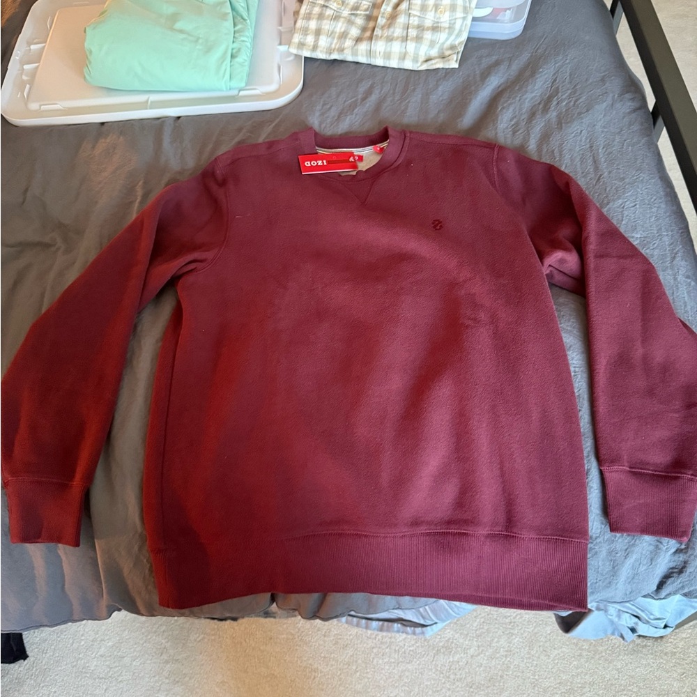 Izod Men's Dark Red Crewneck Sweater